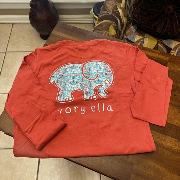 Ivory Ella Elephant T-Shirt Long Sleeve Size XXS - Picture 1 of 6
